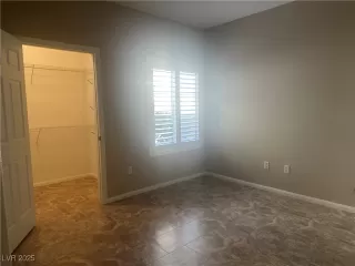 Photo #5: 2649655 Listing