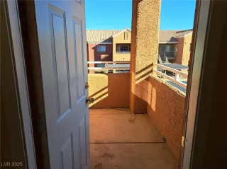 Photo #6: 2649721 Listing 