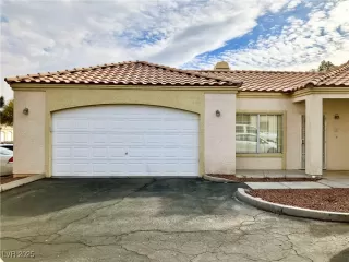 Photo #1: 2649723 Listing