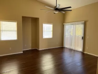 Photo #1: 2649731 Listing 