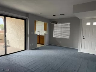 Photo #2: 2649766 Listing