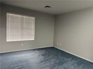 Photo #3: 2649766 Listing