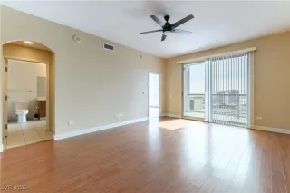 Photo #6: 2649795 Listing