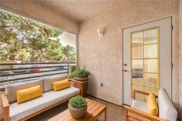 MLS: 2649807 Condo For Sale