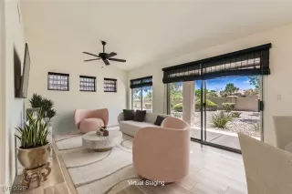 Photo #3: 2649813 Listing