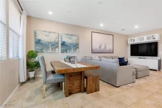 Photo #6: 2649815 Listing
