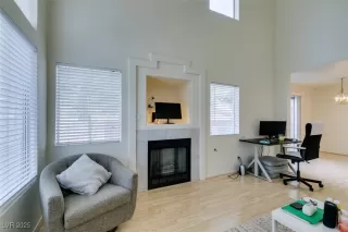 Photo #4: 2649870 Listing