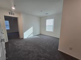 Photo #4: 2649871 Listing 