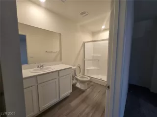 Photo #5: 2649871 Listing 