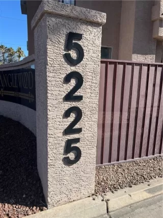 Photo #4: 2649873 Listing