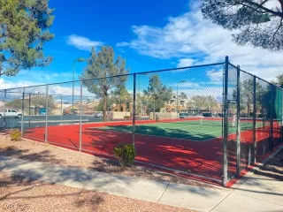 Photo #1: 2649880 Listing 