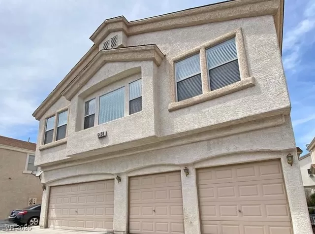 MLS: 2649900 Condo For Sale