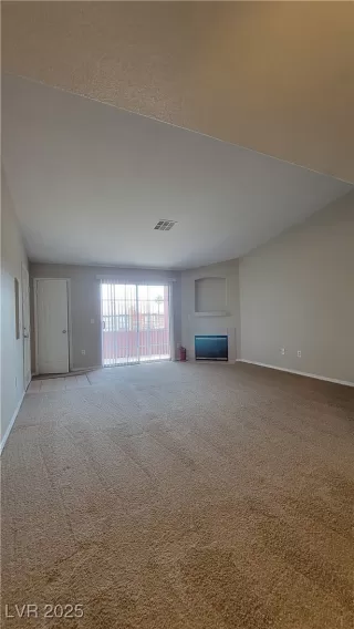 Photo #3: 2649911 Listing 