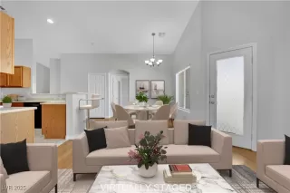 Photo #3: 2649948 Listing