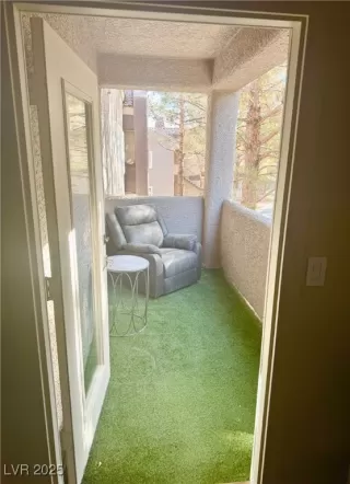 Photo #1: 2649981 Listing