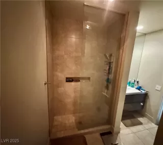 Photo #3: 2649981 Listing