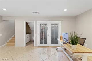 Photo #6: 2650009 Listing