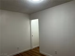 Photo #4: 2650029 Listing 