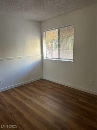 Photo #6: 2650029 Listing 