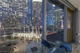 Photo #2: 2650038 Listing