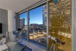 Photo #5: 2650038 Listing