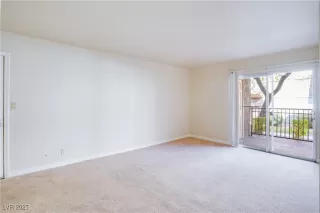 Photo #1: 2650057 Listing