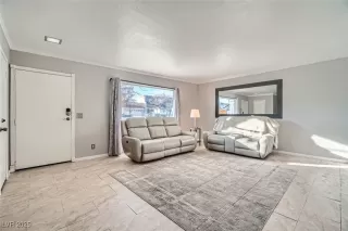 Photo #2: 2650058 Listing