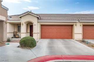 Photo #1: 2650072 Listing 