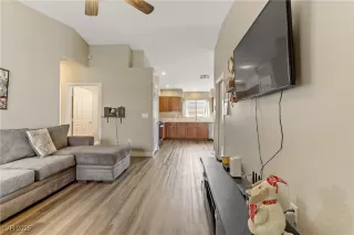 Photo #4: 2650072 Listing 