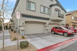 Photo #3: 2650147 Listing