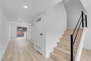 Photo #3: 2650184 Listing