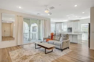 Photo #1: 2650185 Listing 