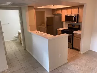 Photo #5: 2650192 Listing 