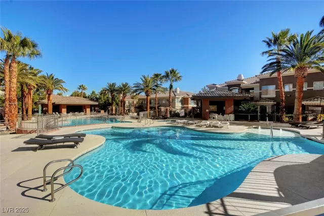 MLS: 2650202 Condo For Sale
