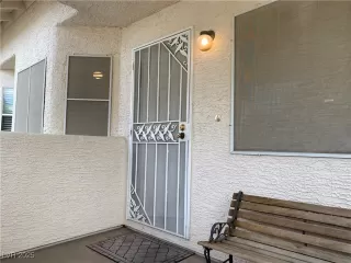 Photo #2: 2650206 Listing 