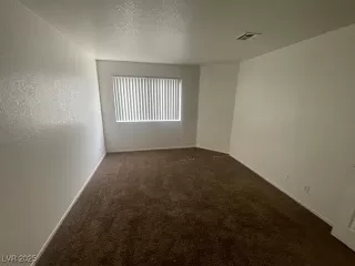 Photo #6: 2650231 Listing 