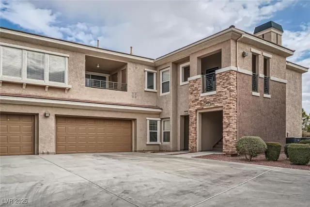 MLS: 2650258 Condo For Sale