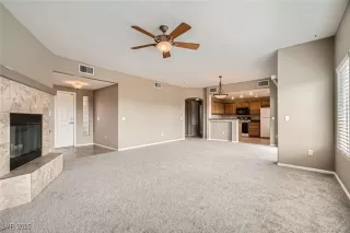 Photo #5: 2650258 Listing