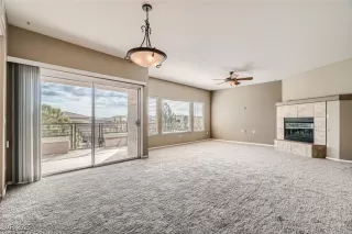 Photo #6: 2650258 Listing