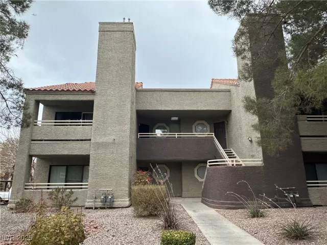 MLS: 2650268 Condo For Sale