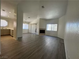 Photo #2: 2650268 Listing 