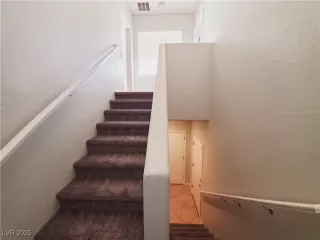 Photo #2: 2650272 Listing 