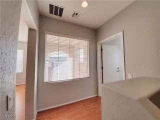 Photo #4: 2650272 Listing 