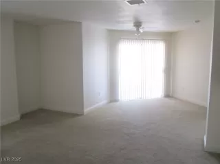 Photo #2: 2650280 Listing 