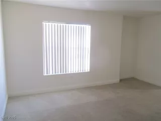 Photo #3: 2650280 Listing 