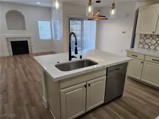 Photo #5: 2650282 Listing 