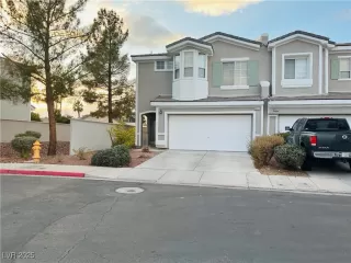 Photo #1: 2650299 Listing 