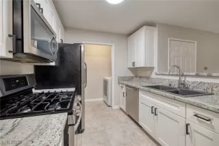 Photo #5: 2650303 Listing 