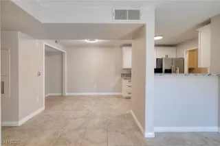 Photo #6: 2650303 Listing 