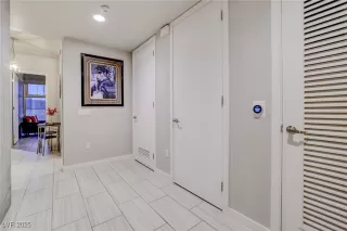 Photo #1: 2650315 Listing 